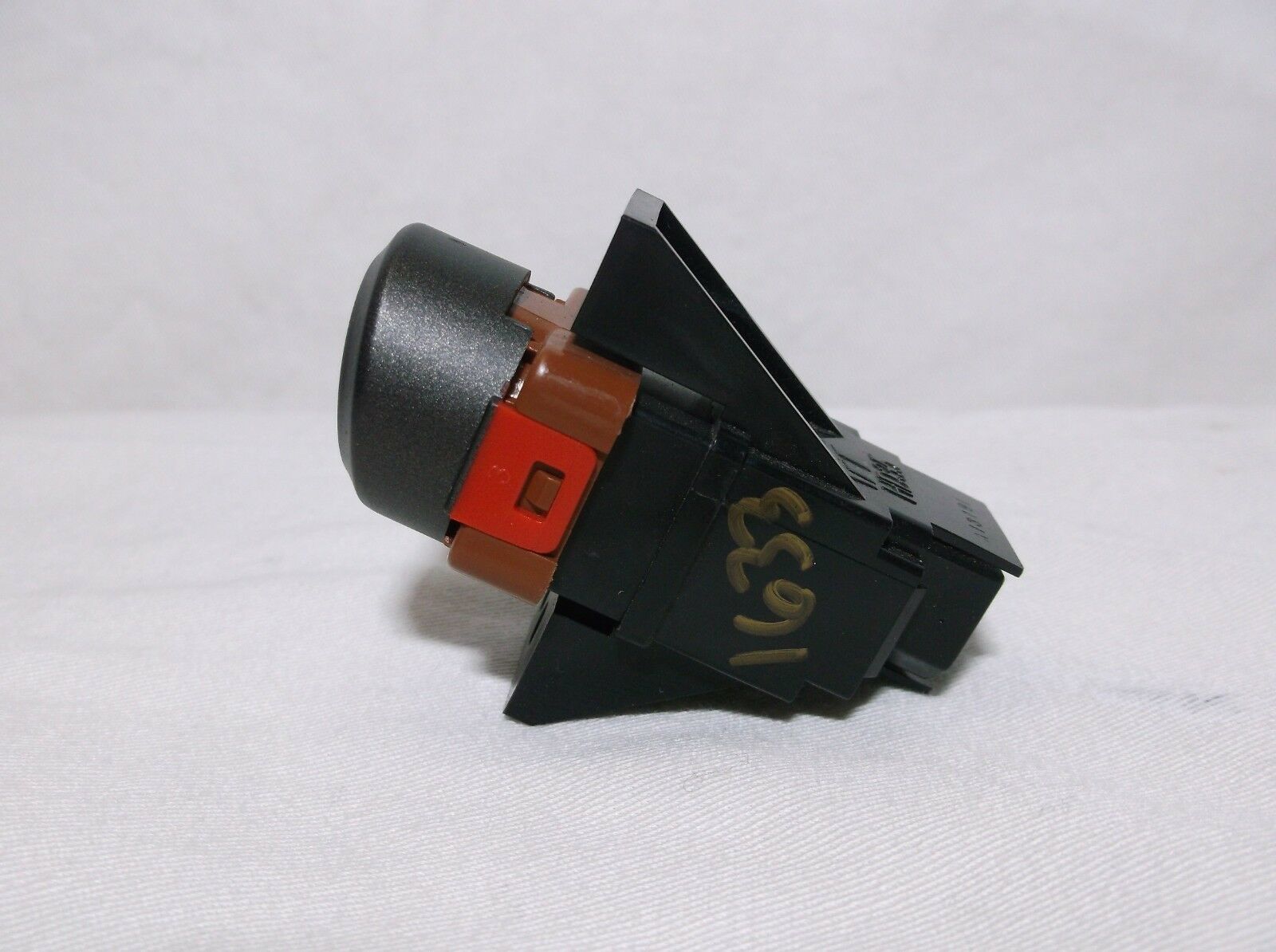 06070809 HONDA CIVIC/ HAZARD / WARNING/ FLASHERS BUTTON/ SWITCH/ CONTROL Switches / Controls