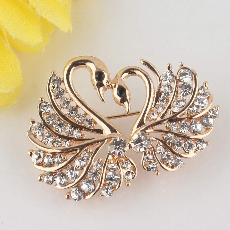 Brooches, 18 Yellow Gold Plated Love Swarovski Austria Crystal