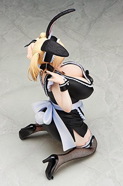 super pochaco figurine