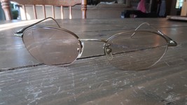 S l1600 thumb200