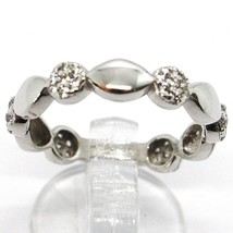 18K WHITE GOLD BAND RING, CUBIC ZIRCONIA, ALTERNATE FLOWERS AND PETALS image 1