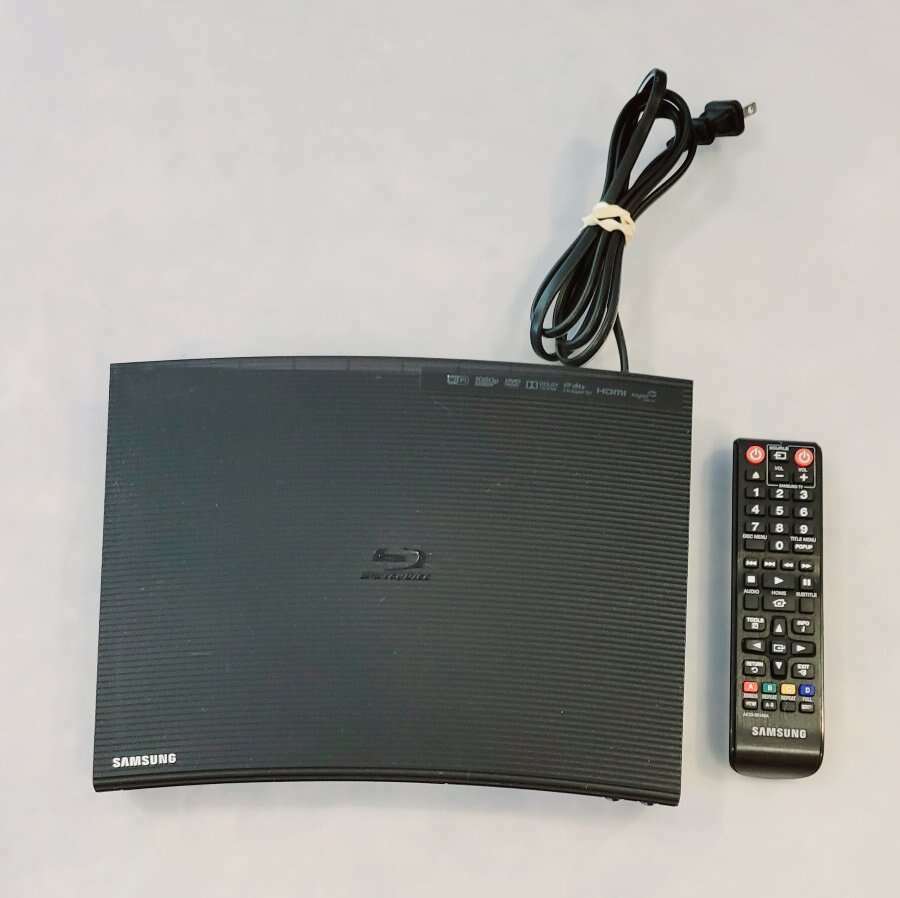 Samsung BDJ5700 Streaming Bluray Player Wifi Remote Control DVD