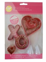 Cookie Cutter 12 pc Decorating Kit with Bags and Tips Wilton Valentine&#39;s... - $10.88