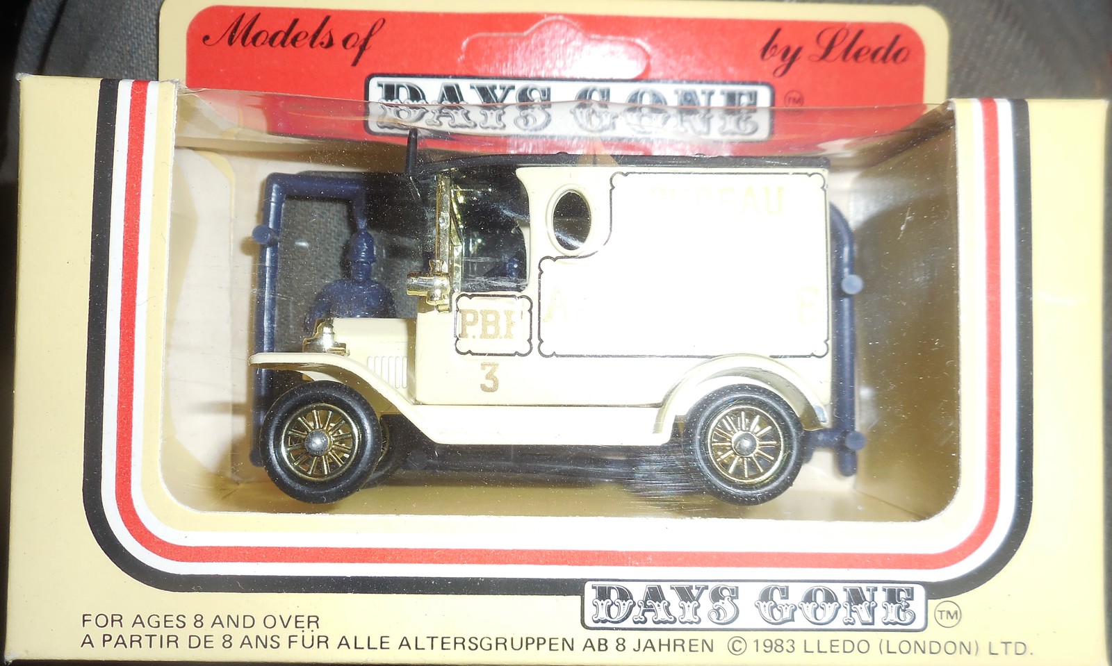 1985 LLedo Days Gone 1912 Modet T Ambulance w/3 Figures Mint In Sealed Box