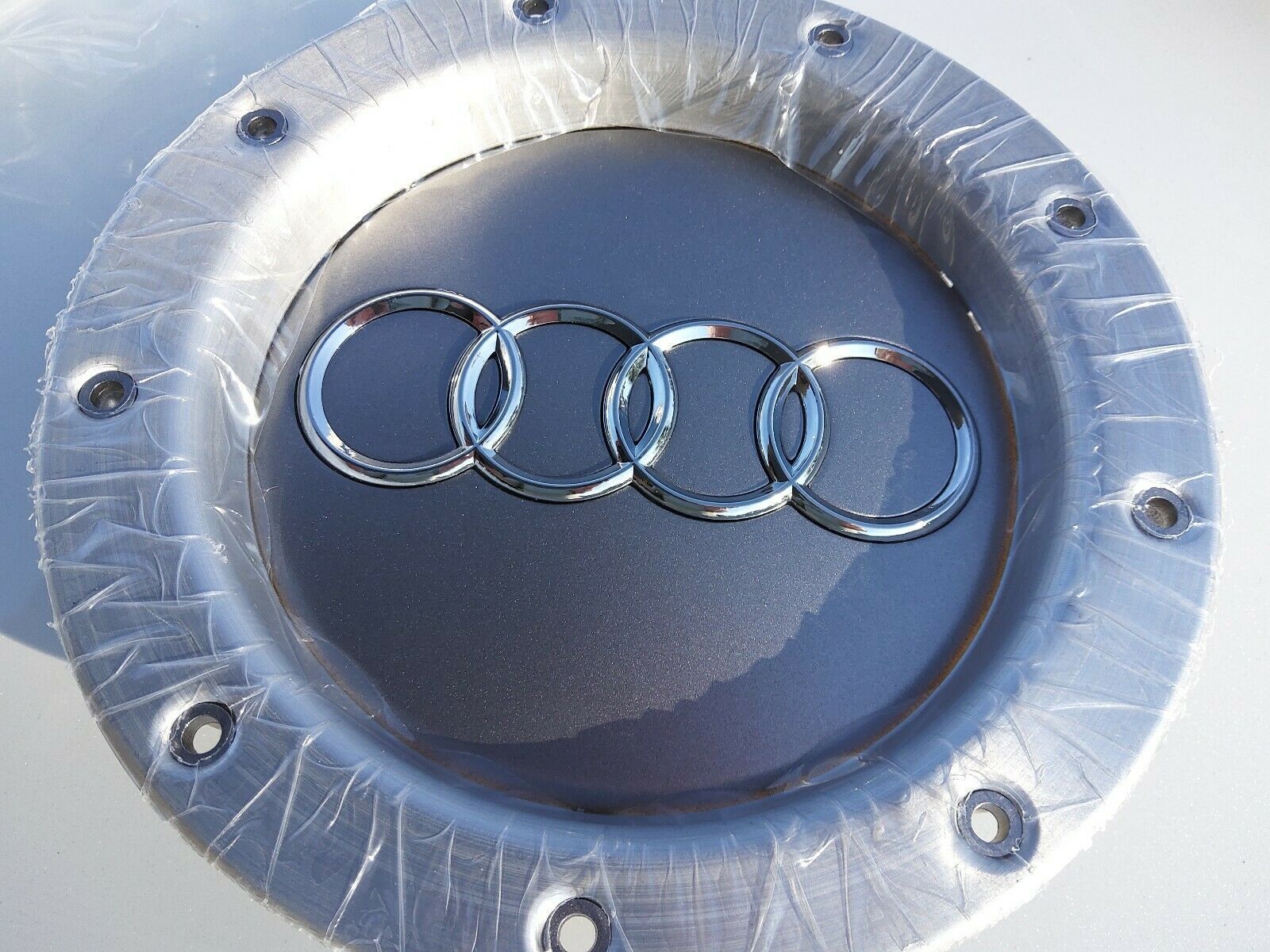 AUDISilver Center Caps 146mm 20012006 A4 A6 S4 TT S6 A8 A3 A2 US