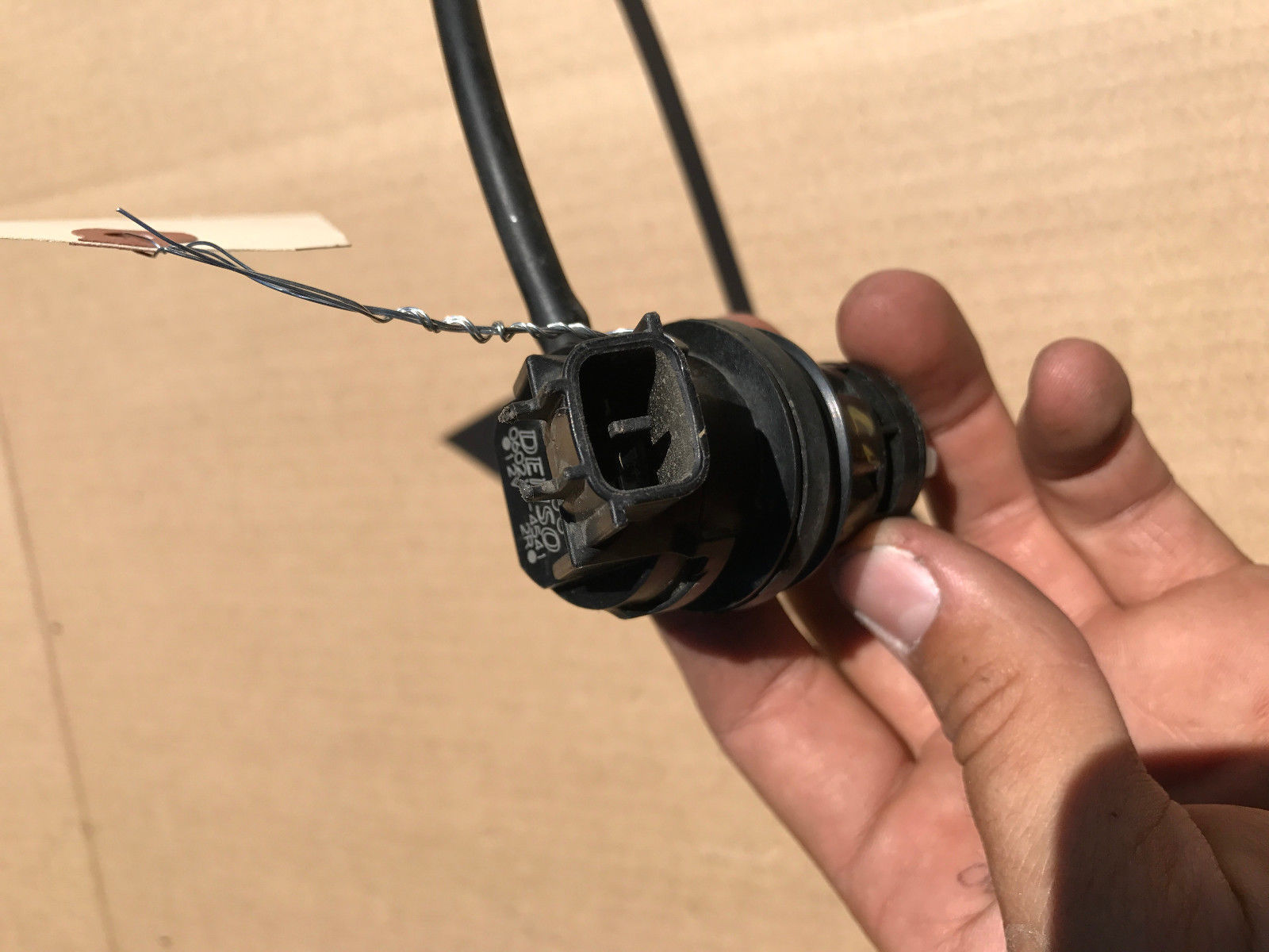 20122014 TOYOTA CAMRY WINDSHIELD WASHER FLUID PUMP X1420 Windshield