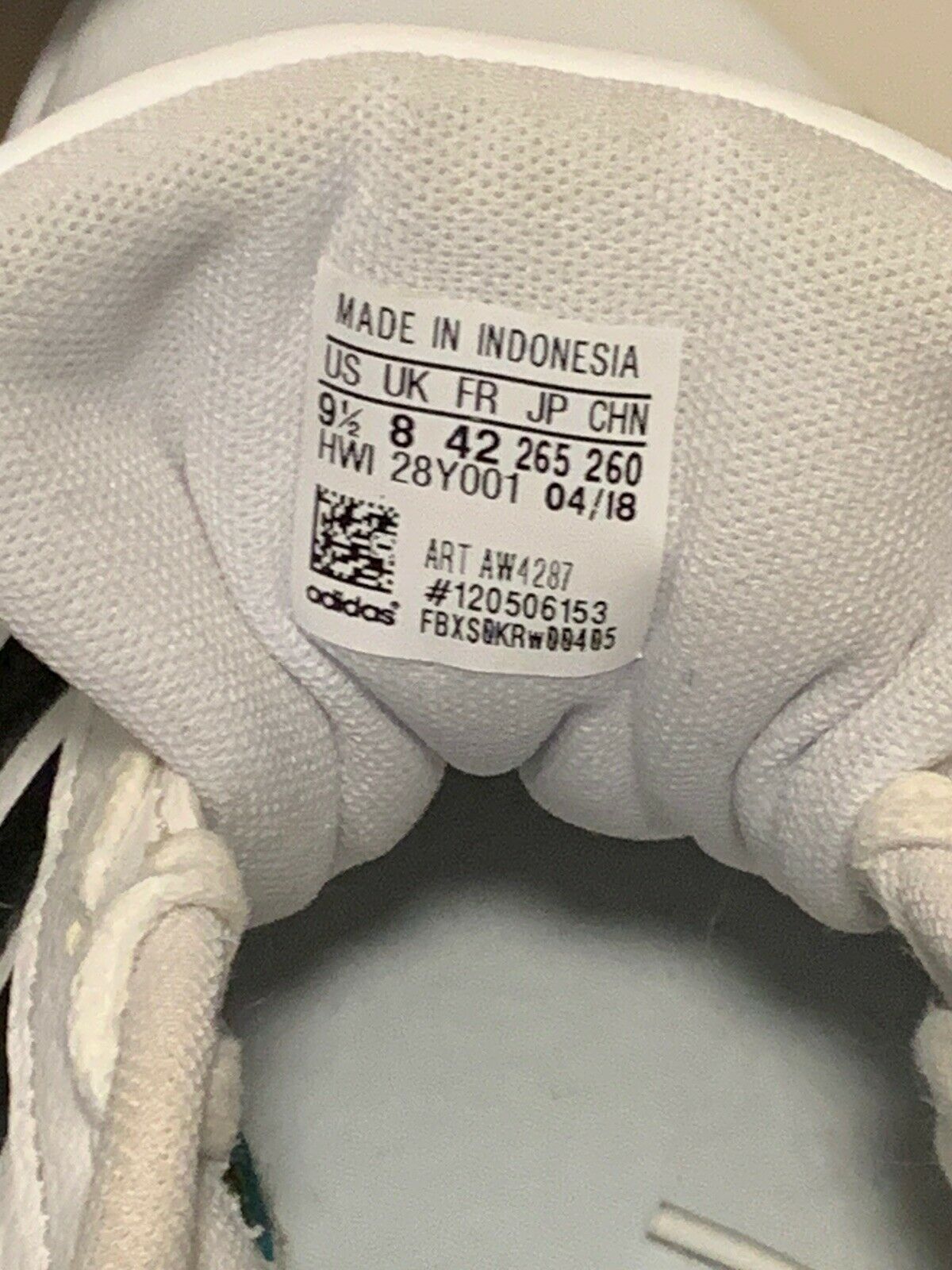 hwi 28y001 adidas