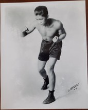 Philippine boxer Young Nacionalista featherweight Federico Buenaflor photo - $14.95