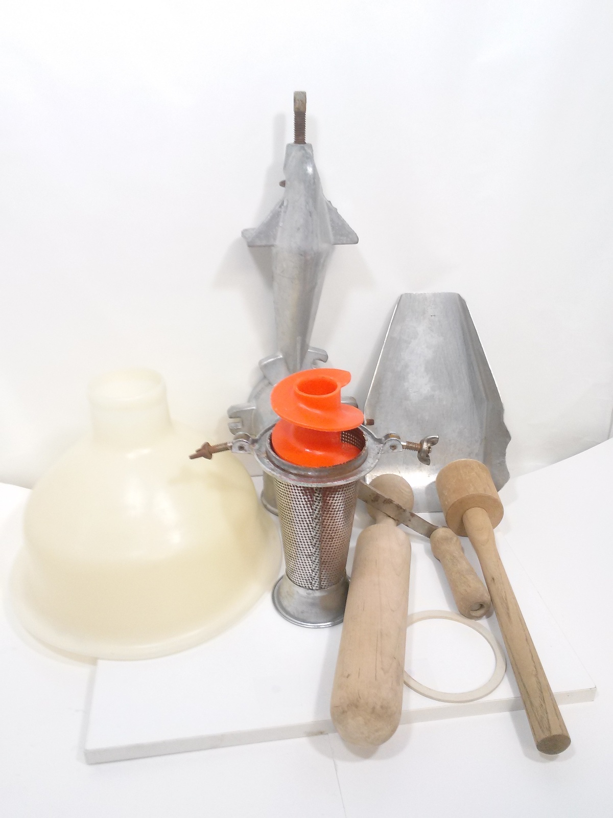 Victorio 200 Juicer Strainer Puree Sauce Food Mill For Parts