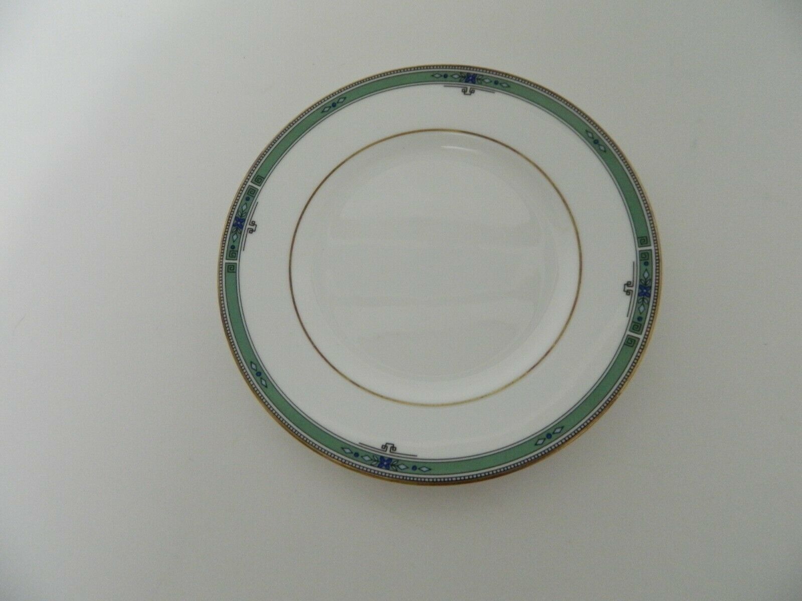 Wedgwood Green Florentine bone china 6"  bread plate brown mark W1232 
