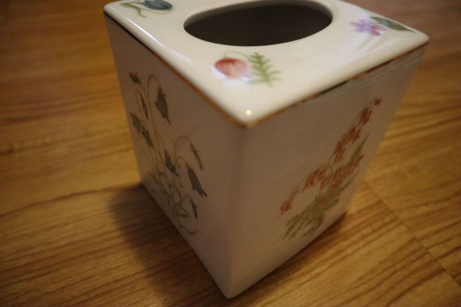NEW Botanical Gardens TISSUE KLEENEX BOX COVER Ceramic Porcelain