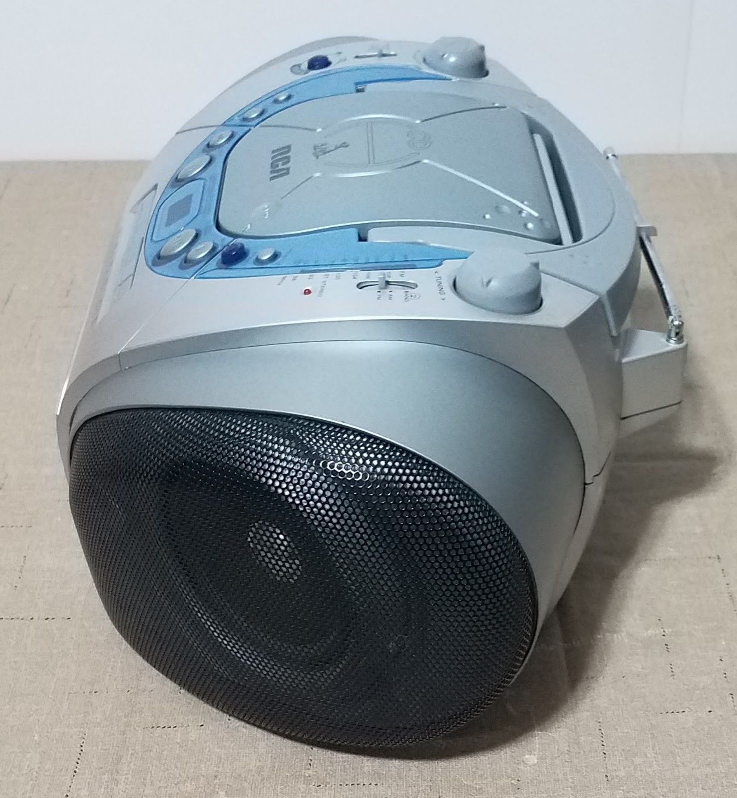 Vintage RCA RCD110 Portable CD Player AM/FM and 9 similar items