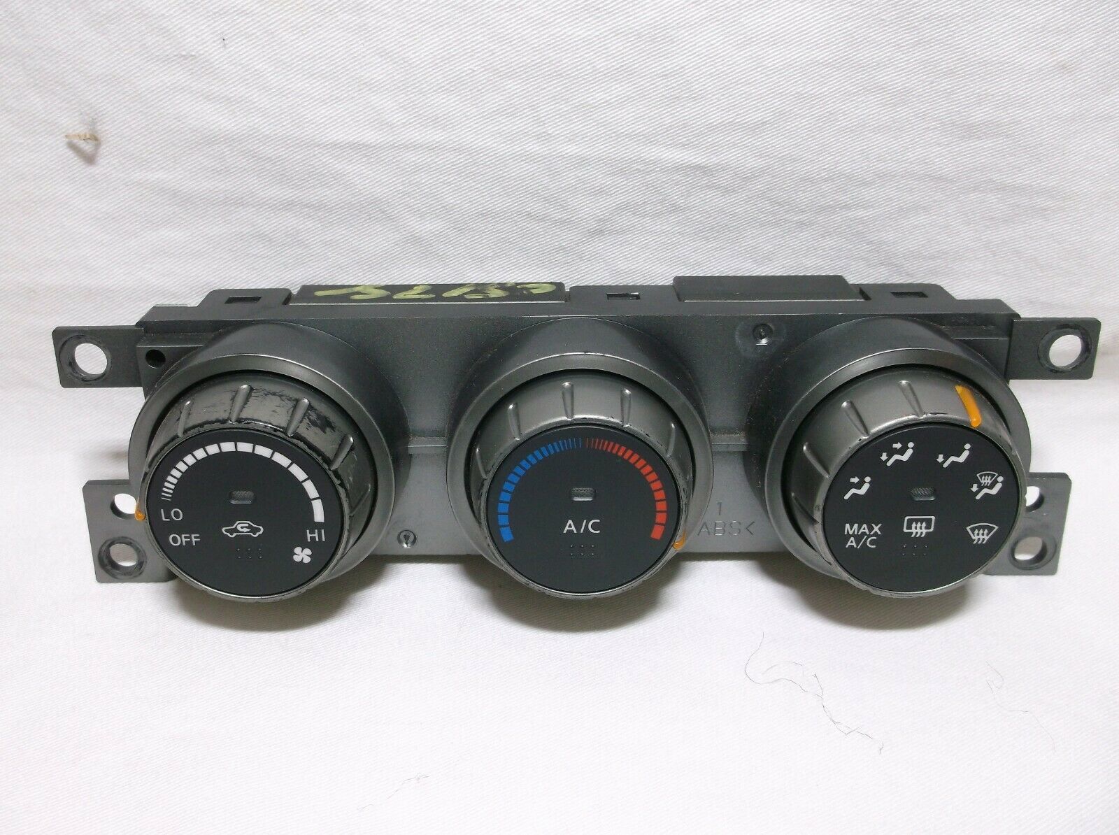 0506 NISSAN ALTIMA/ MANUAL/ TEMPERATURE/ CLIMATE/ CONTROLS/ HVAC..OEM