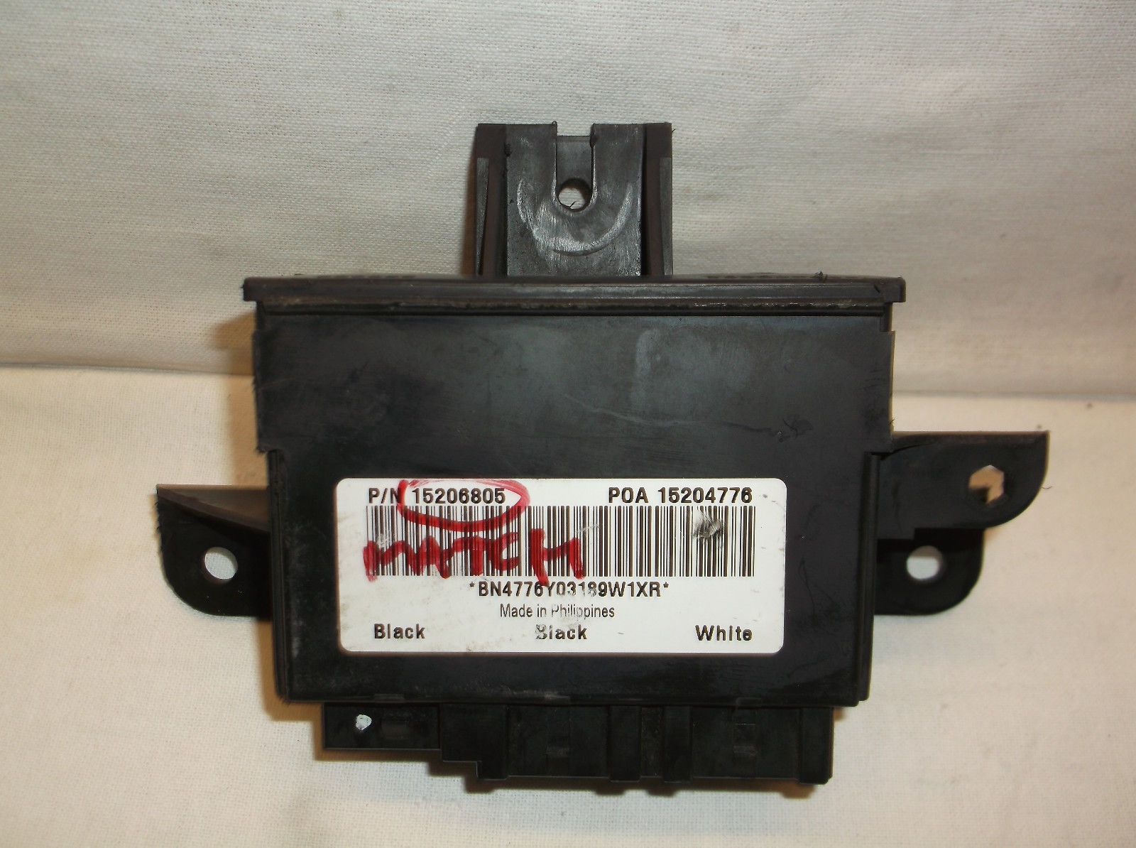 02030405060708 CHEVROLET TRAILBLAZER/ENVOY LIFTGATE CONTROL MODULE Switches / Controls