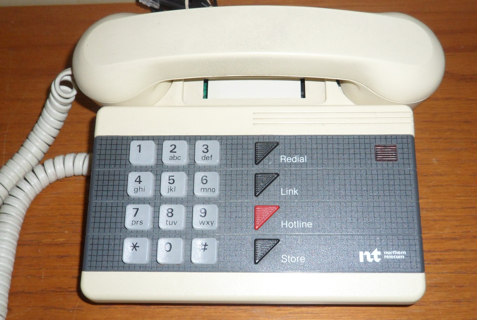 Vintage NORTHERN Push Button Landline Cream TELEPHONE Canada 1970Now