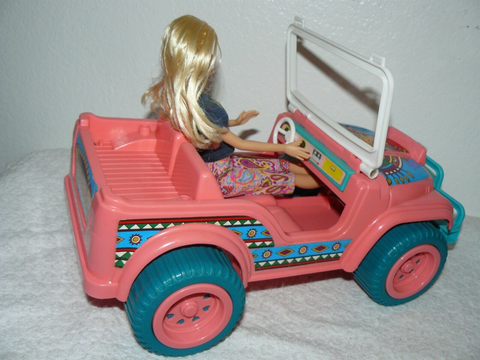 barbie pink jeep & dolls