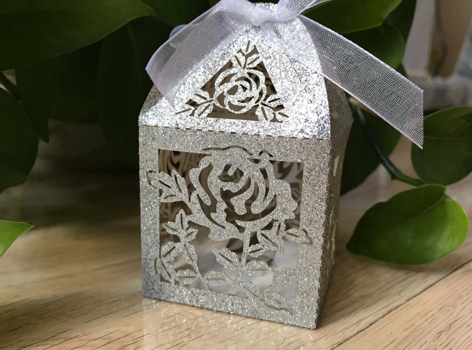 100pcs Glitter Silver Rose Laser Cut Wedding Favor Boxes,Small Gift Boxes