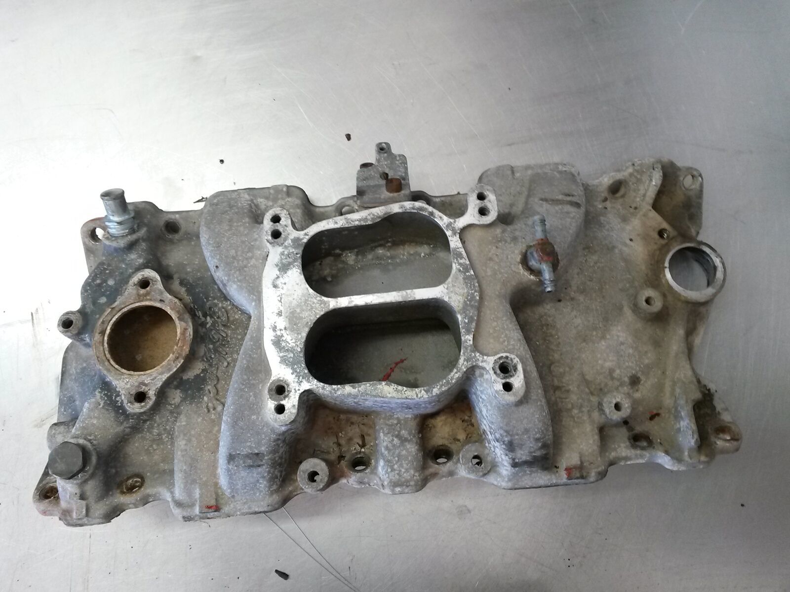 50N007 Intake Manifold 1986 Chevrolet K10 Suburban 5.7 Intake Manifold