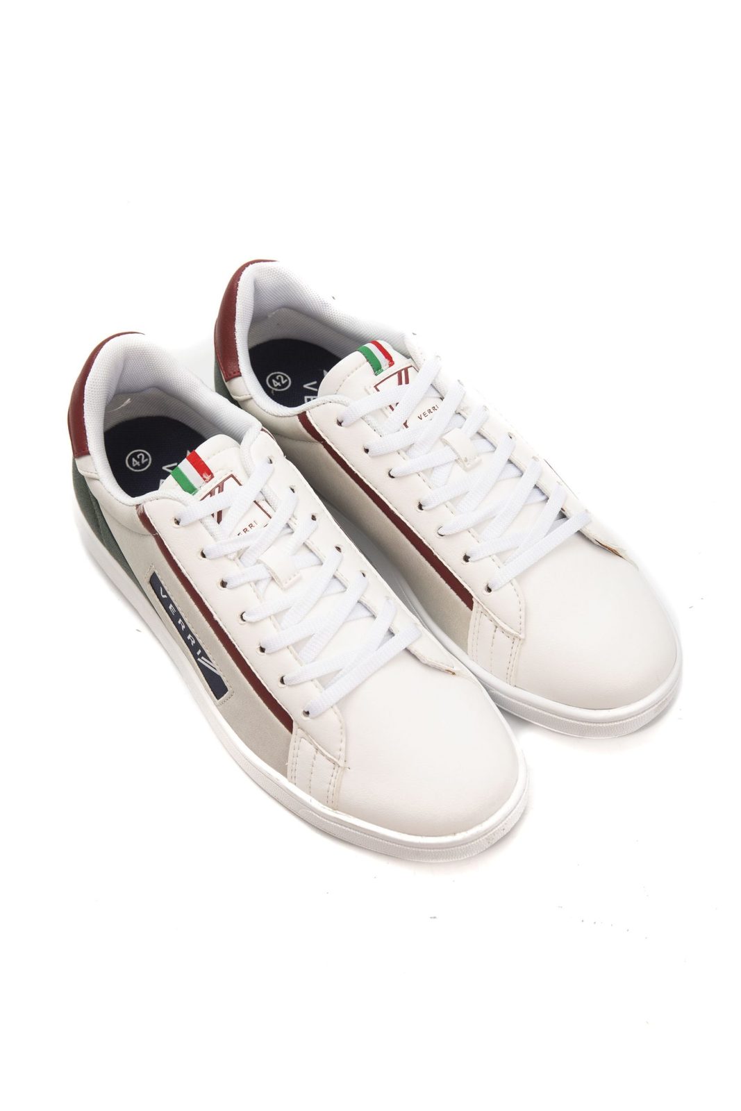 sneakers to wear in italy