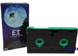 * E.T. The Extra Terrestrial original 1st release VHS Movie 1988 green edt. VG image 5
