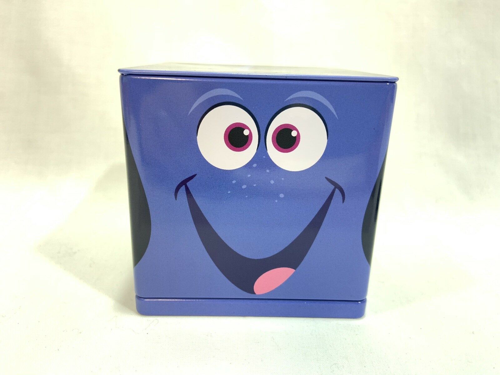 NEW Hallmark Cubeez Disney Pixar Finding Nemo Dory Storage Tin Sept ...