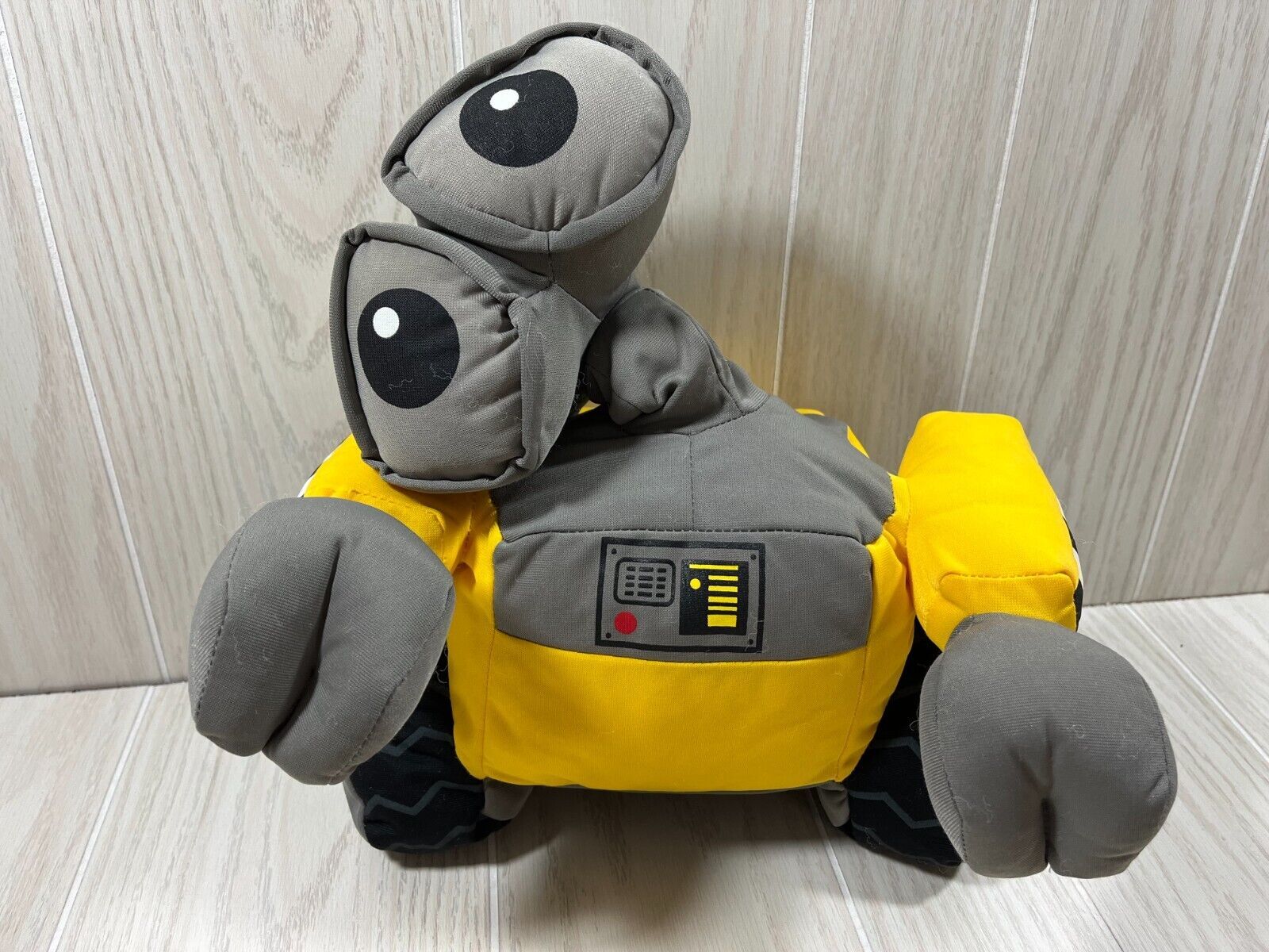 Disney Store Exclusive Pixar WallE plush 11" yellow robot stuffed