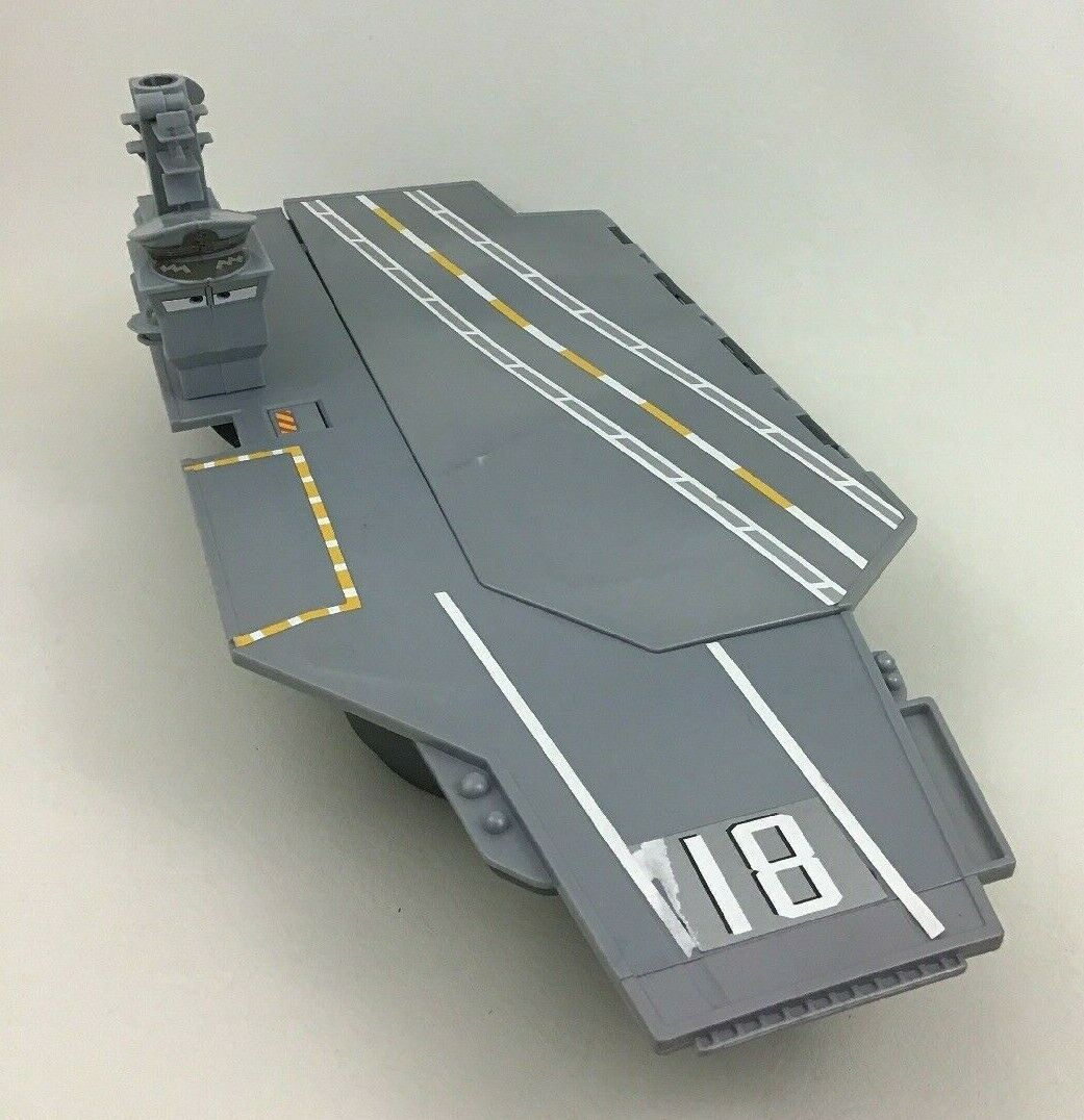 planes aircraft carrier toy