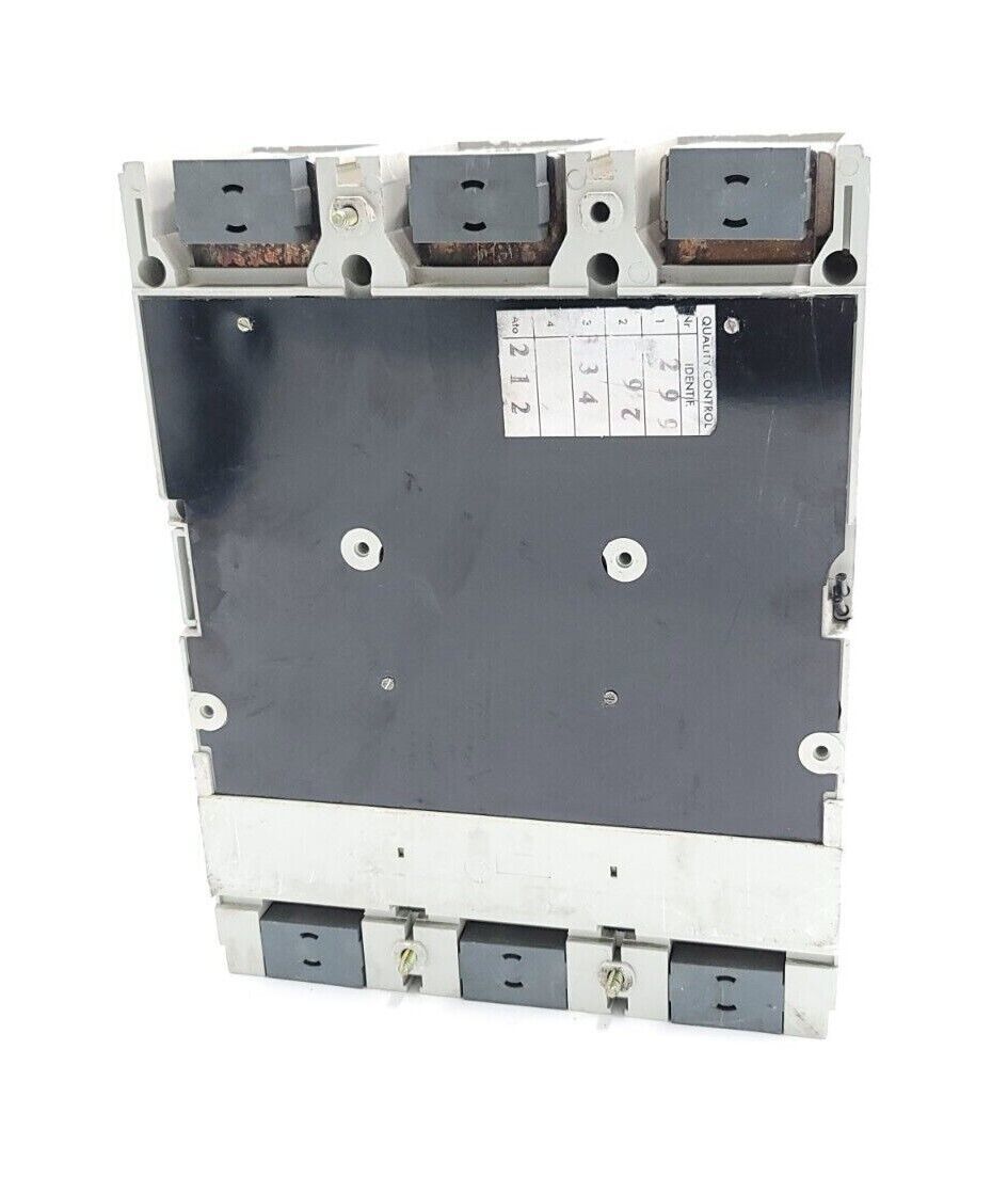 ABB S6H SACE S6 ISOMAX INSTANTANEOUS CIRCUIT BREAKER W/ SACE PR211 TRIP UNIT Circuit Breakers