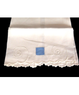 Vintage Cut-Out Embroidered Guest Fingertip Tea Towels White Blue Beige - $8.45