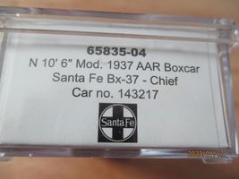 Intermountain #65835-04 Santa Fe 1937 10' 6" 1937 Box Car - Chief N-Scale image 4
