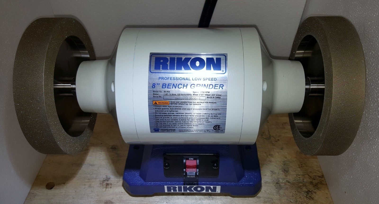 Rikon Grinder 1 hp with 2 Mega Square CBN wheels 220 & 1000 grits Lathes & Accessories