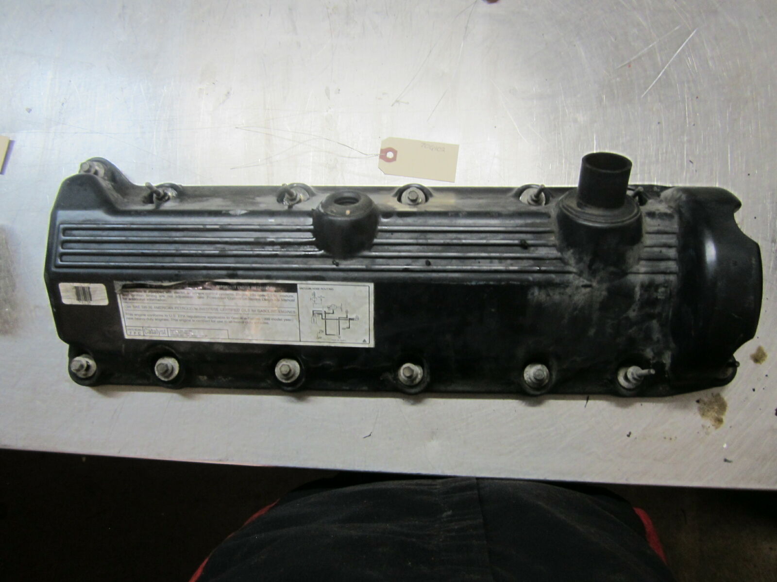 70Q101 LEFT VALVE COVER 1998 FORD F150 5.4 F65E6C530 Engines & Engine Parts