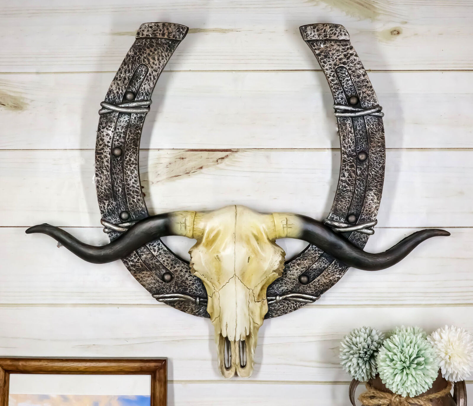 21 L Rustic Western Longhorn Bull Cow Skull With Giant Horseshoe Wall Decor