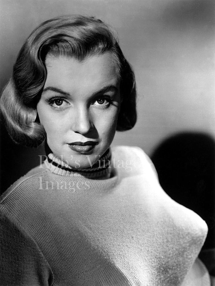 Marilyn Monroe BULLET BRA MAMA  photo Retro 1940's 1950's Sweater Gal  8 X 10