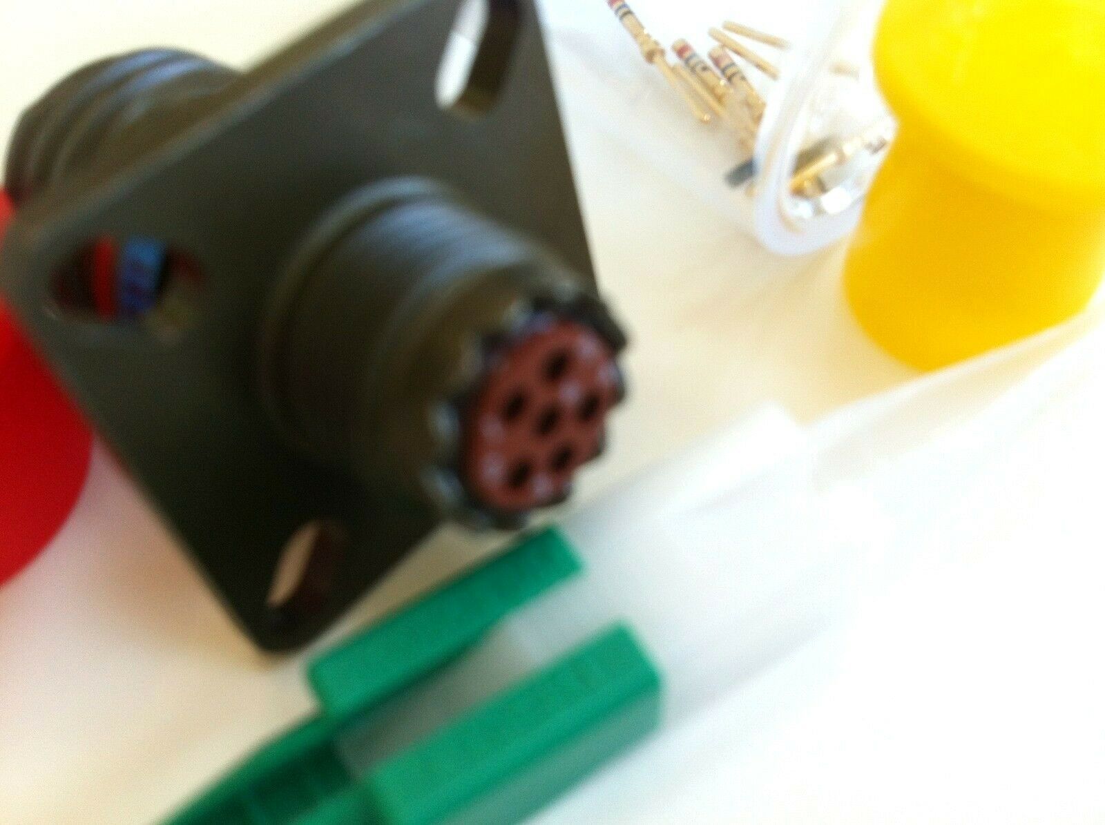 D38999/20WA35PN MilSpec Connector + Contacts + Extractors New