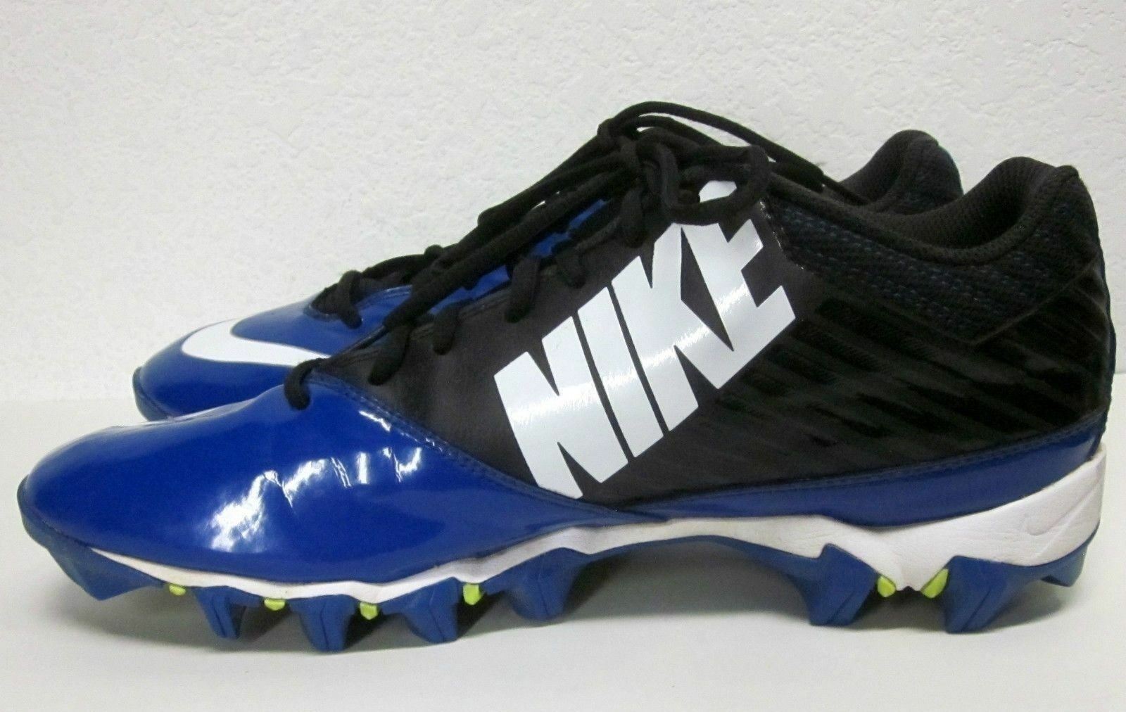 landshark football cleats