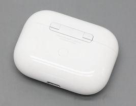 Genuine Apple AirPods Pro White (MWP22AM/A) image 8