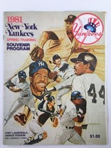 1981 MLB New York Yankees Souvenir Program Reggie Jackson No Label - $14.20