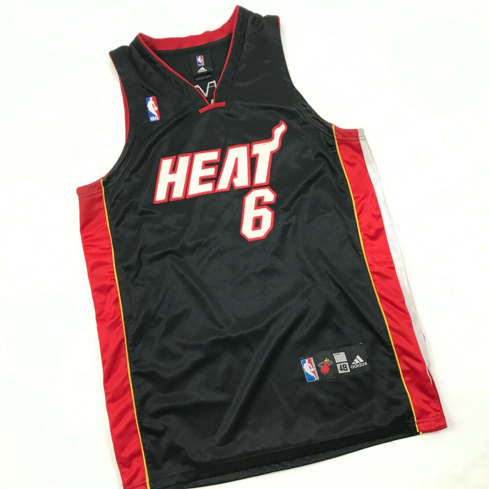 lebron james throwback jersey