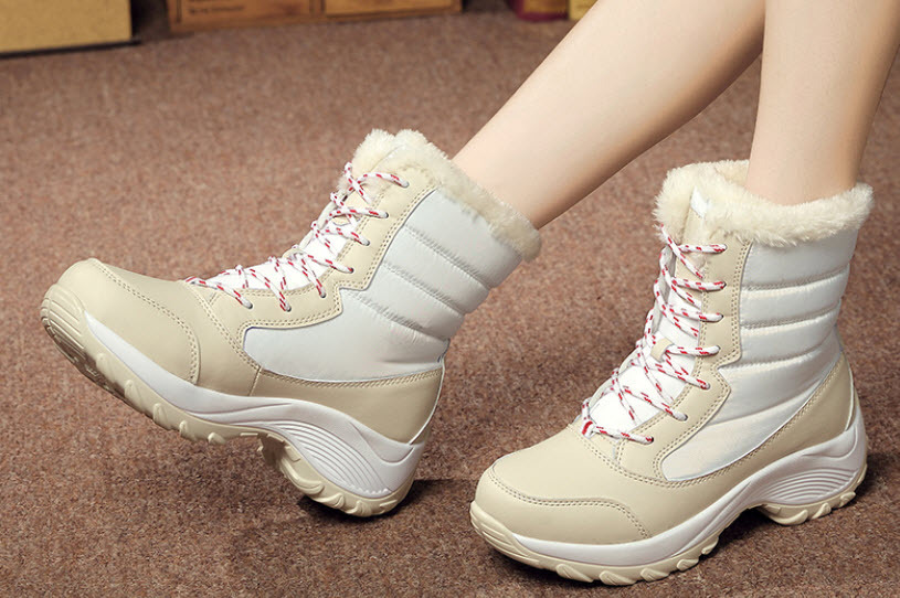 92B147 Lady's lace up wedge snow boot, size 5-9.5, rice white - Sandals ...