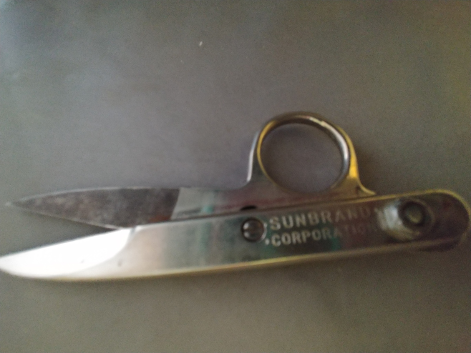 Vintage 4.5" Gold Seal Scissors Sunbrand Corporation ST. PETE FL. USA