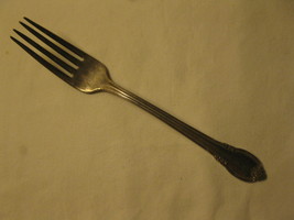 Rogers Bros. 1847 Remembrance Pattern Silver Plated 7.5&quot; Table Fork #4 - $7.00