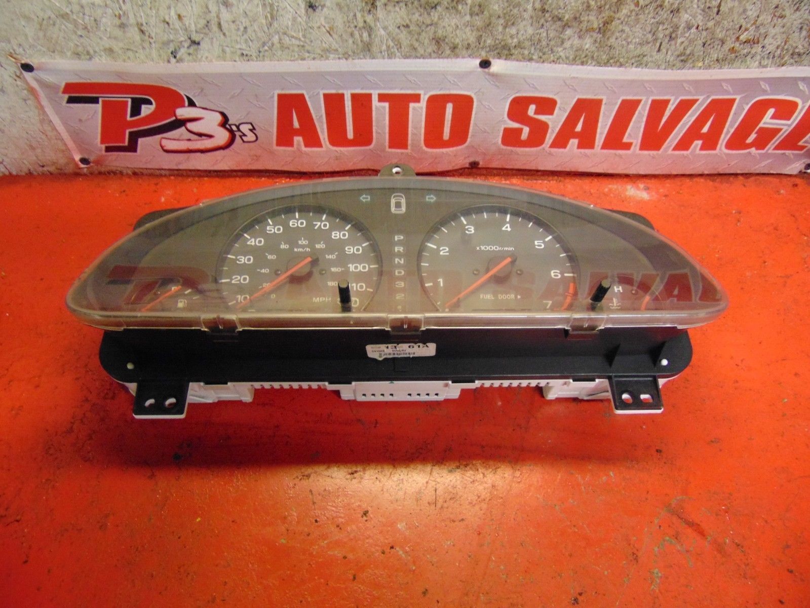 01 02 Subaru Legacy outback speedometer instrument gauge cluster