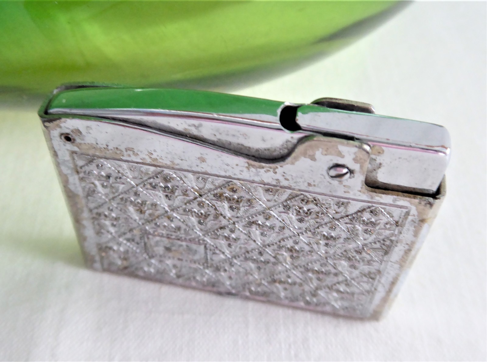 DeLuxe Pocket Cigarette Lighter 1950s Retro Chrome Plated Fancy Pocket