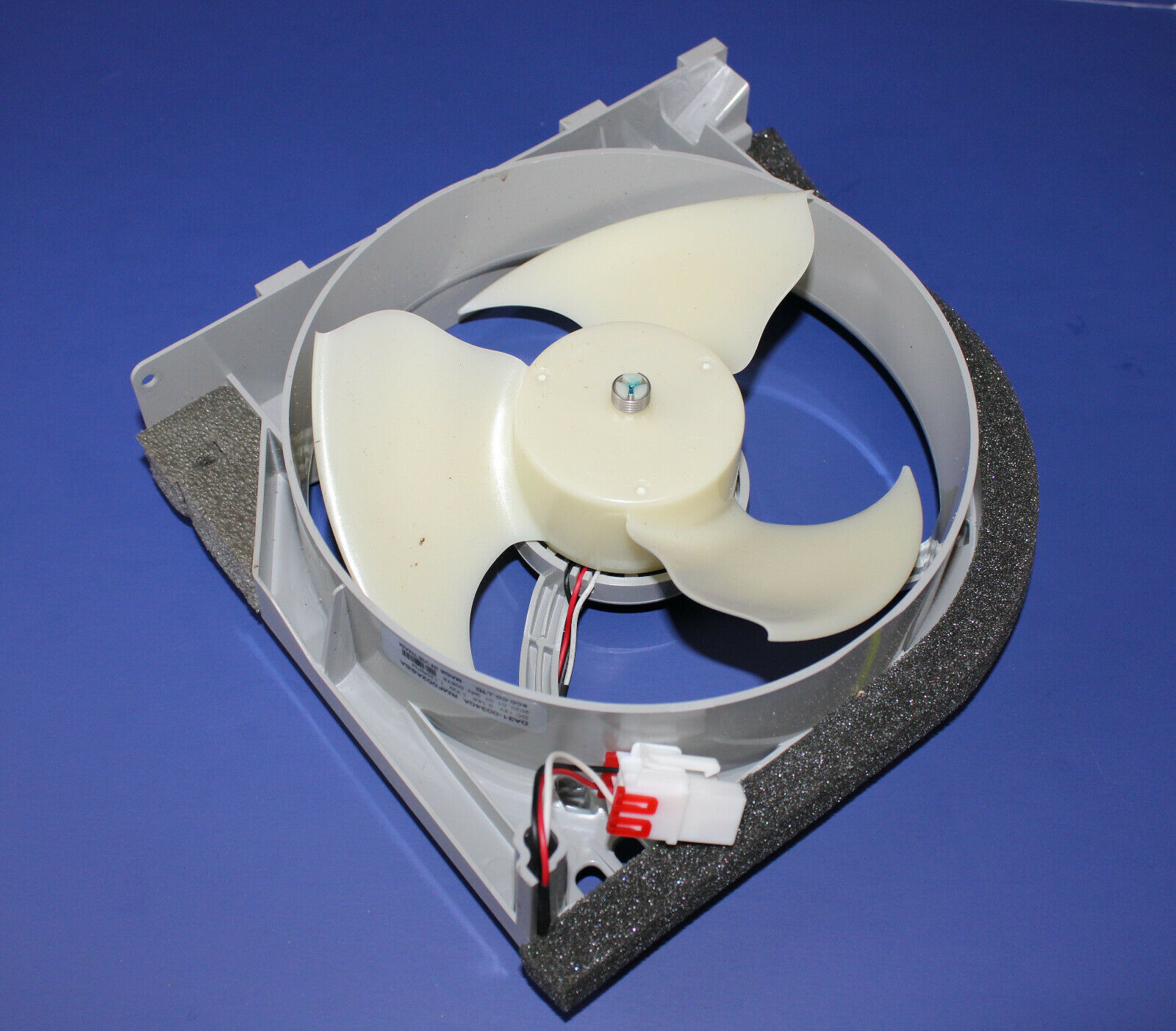 Samsung Refrigerator Condenser Fan Motor Assembly (DA9715765A) {N1296} Refrigerators