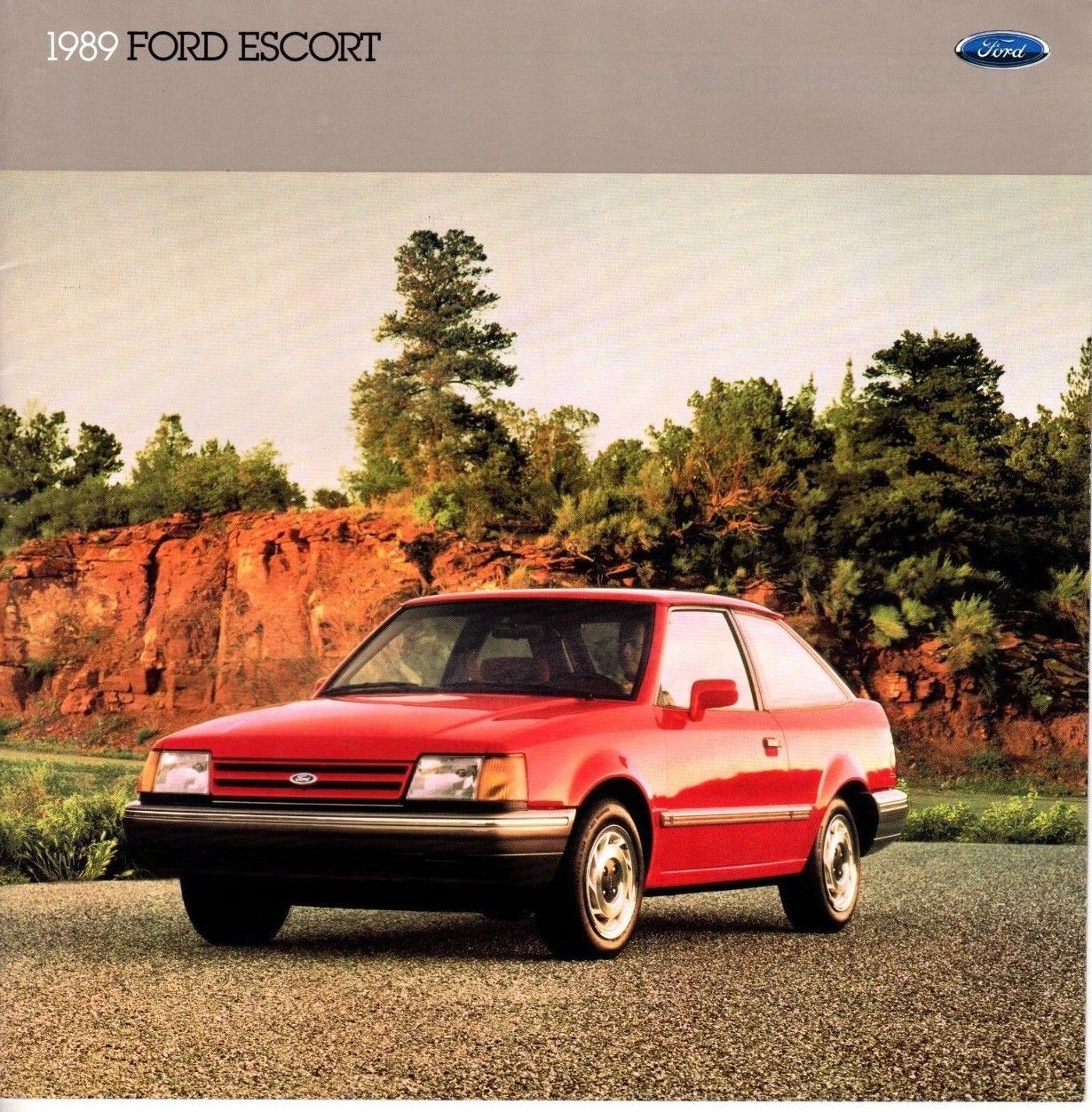 1989 Ford Escort 20-page Original Dealer Sales Brochure GT LX Hatchback