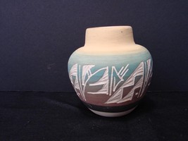 Mesa Verde, Colorado Signed Mini Pottery - $11.99