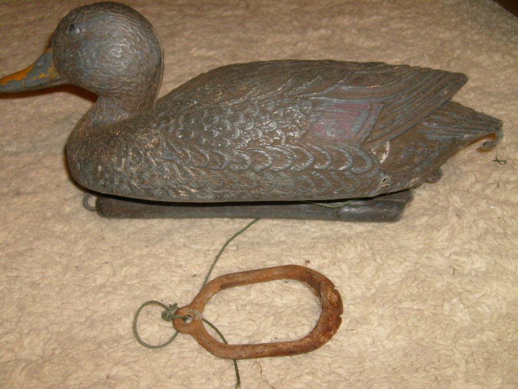 Vintage Duck Decoy 7 with weight Made In Italy, Magnum Decoys