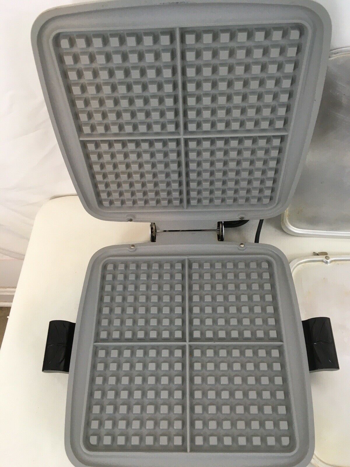 westinghouse belgian waffle maker