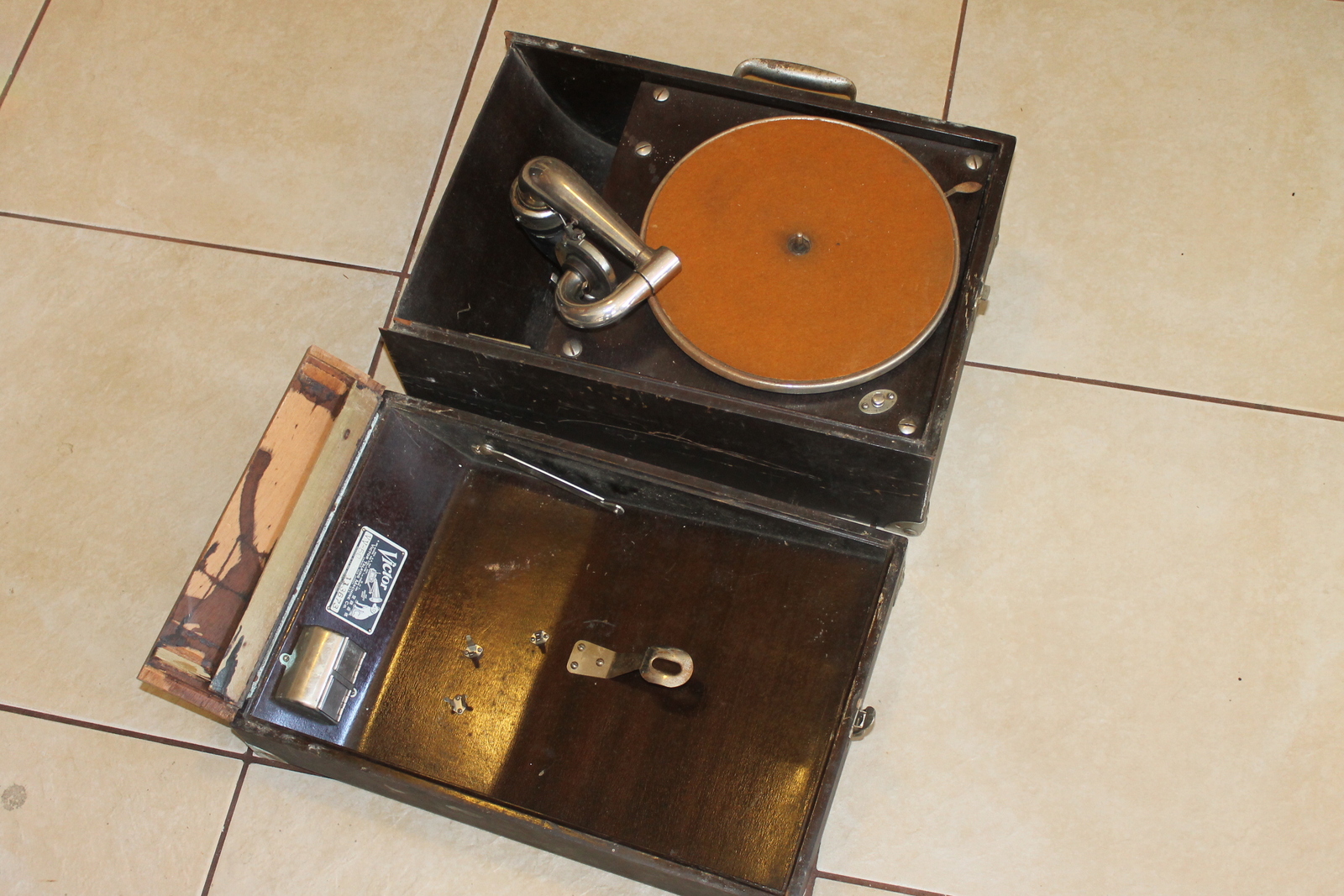 Antique Victor Victrola VV-50 Portable 78 Disc Phonograph For Restore ...